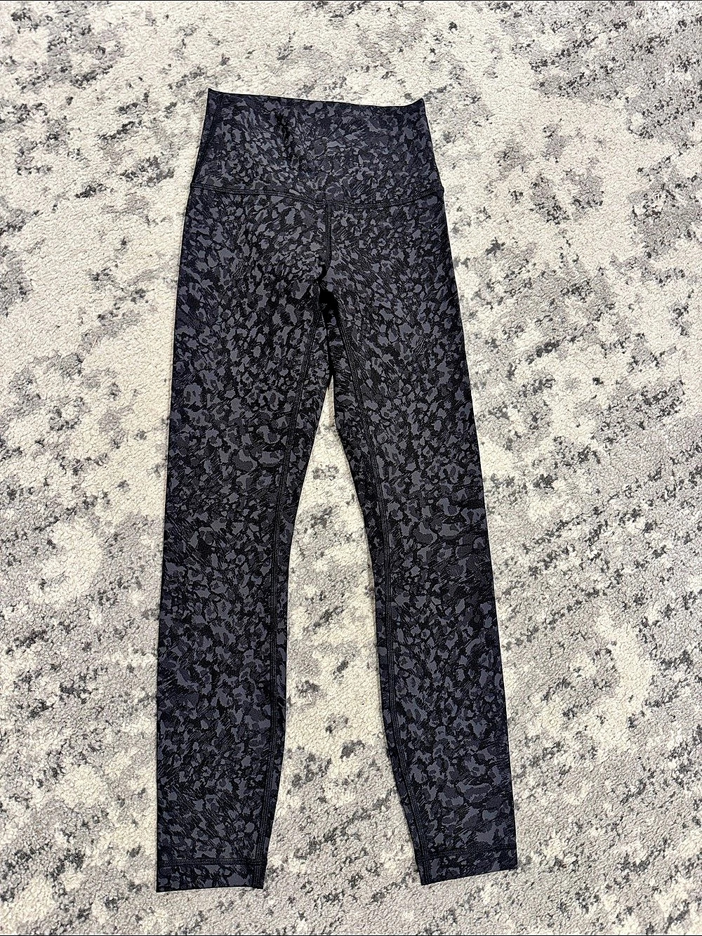 lululemon Align Pant 28" Wild Thing Camo Deep Coal Multi Leggings Size